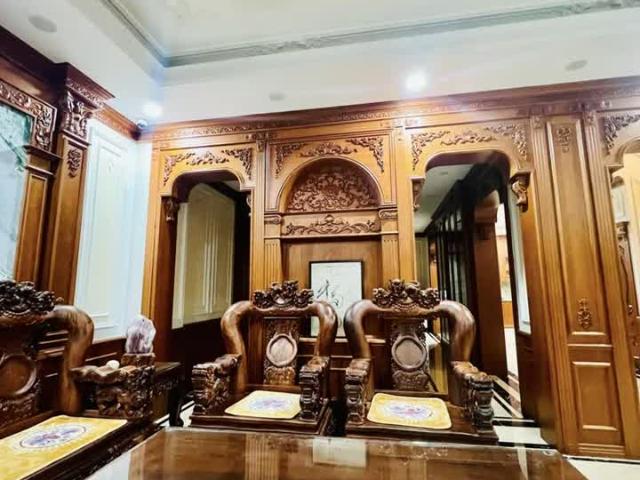 Biệt thự hẻm xe hơi tránh 10m Phạm Phú Thứ 220m2 4 lầu ngang khủng 9m nội thất gỗ cao cấp
