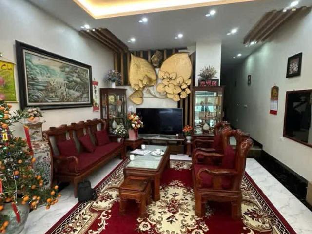 Biệt Thự Liền Kề Thịnh Liệt Phân Lô 2 Thoáng Oto Dừng Đỗ Full Nội Thất Xịn Giá 17.5 Tỷ