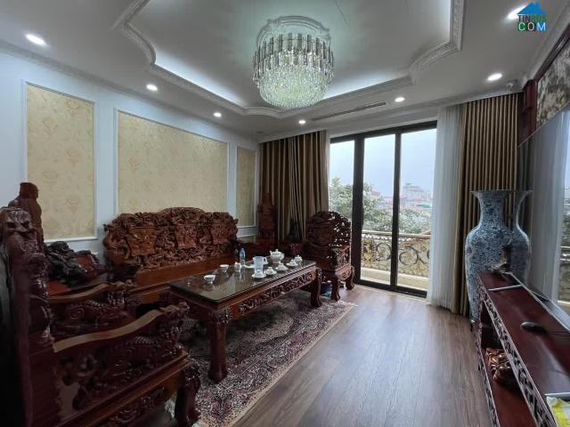 Biệt thự liền kề Phùng Khoang, 150m2, 5 tầng, nội thất cao cấp, sân vườn rộng rãi, cây cối ngập