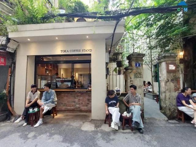 Biệt Thự Pháp Cổ Nét Đẹp Kiến Trúc Pháp Giữa Lòng Thủ Đô. Nằm Ngay Mặt Phố Đặng Thái Thân