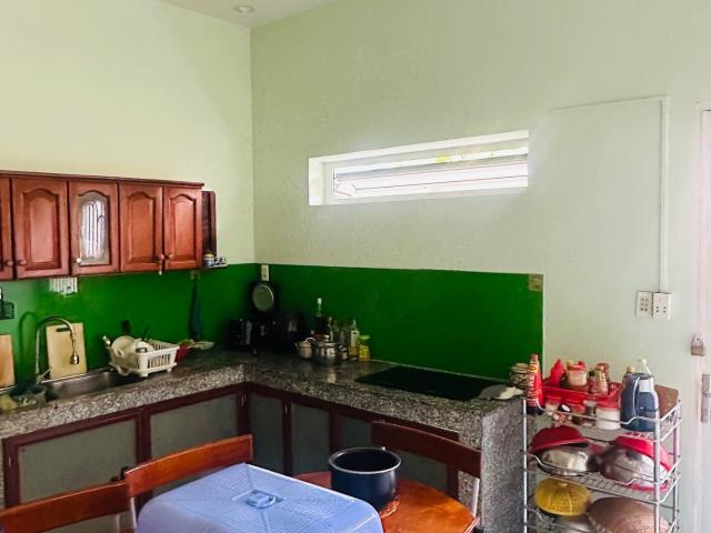 Biệt thự sân vườn 300m2, ngang 15m đầy đủ công năng nhà đúc btct 4pn