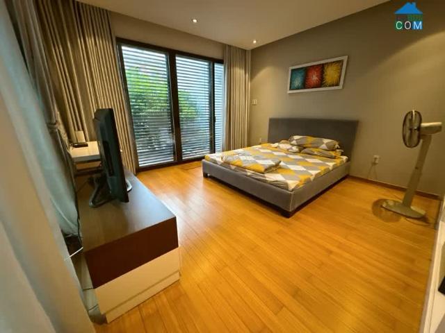 Biệt thự sân vườn giữa lòng Phú Nhuận Ô tô ngủ nhà Thang máy, nội thất cao cấp 3X tỷ
