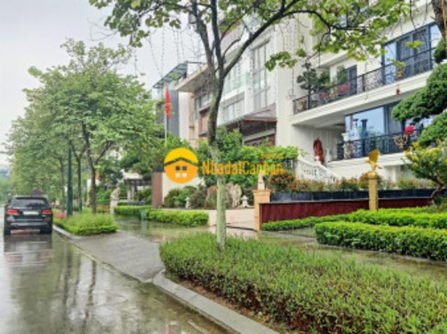 Biệt thự siêu víp view sân golf