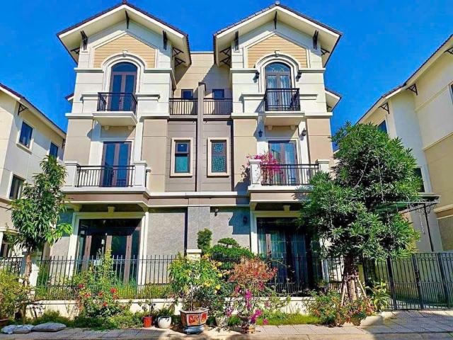 Biệt thự song lập 135m² chỉ 9, x tỷ