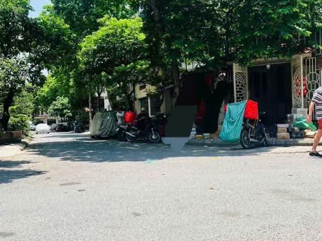 Biệt Thự Trần Bình – Mai dịch lô góc ở hay KD đều được 149m2 4 tầng MT 23m 40 tỷ