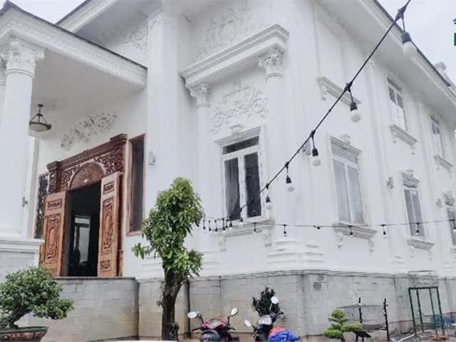 Biệt Thự 3 Tầng Hơn 600m2, Ngang Khủngg 20M Mặt Tiền Đường Thạnh Lộc Quận 12 Thiết Kế Sang