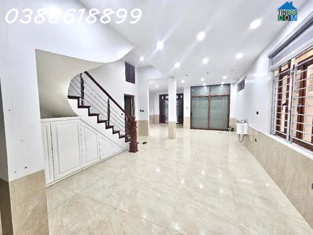 Biệt Thự 4 Mặt Thoáng, Vỉa Hè Ô Tô, 142m, MT 8.1m, Trung Văn, Nam Từ Liêm, 33.8 Tỷ