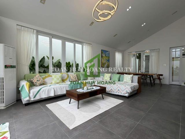 Biệt Thự 4 Phòng Ngủ Có Hồ Bơi ở Nam Việt Á