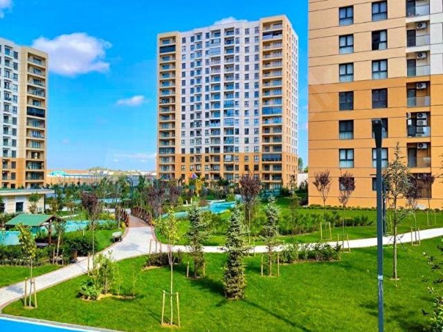 BİZİMEVLER 10 SATILIK 4+1 DAİRE GÖL MANZARALI GENİŞ VE FERAH