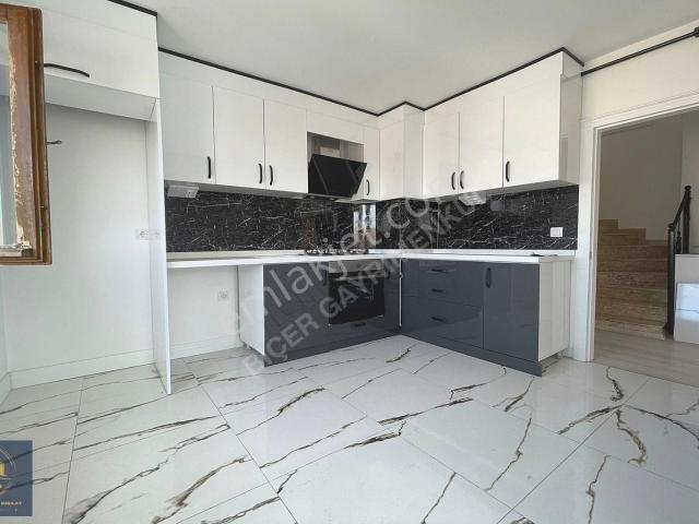 biçer Gayrimenkulden Full Ankara Manzaralı Lüx 5+1 Dublex Daire
