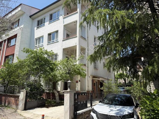 Bişkek Caddesine 100 Mt Metro Yakını Öğrenciye Uygun Kiralık