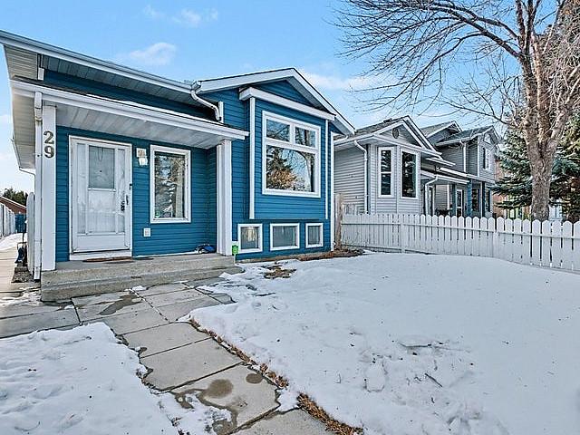 Bi level Facing Park | 5 Bedrooms 2 Baths | Finished Basement