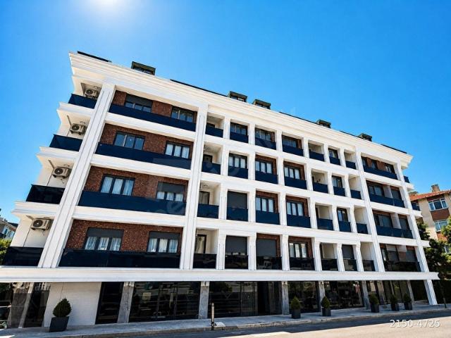 BİRİKİM TEK YETKİL İ KÜÇÜKYALI'DA CADDE ÜZERİ SATILIK DÜKKAN !