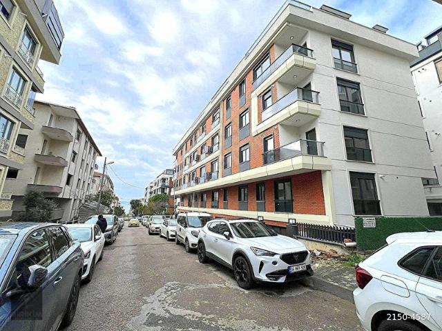 BİRİKİMTEK YETKİLİ Altıntepe'de Yeni Binada Ön Cephe Dükkan