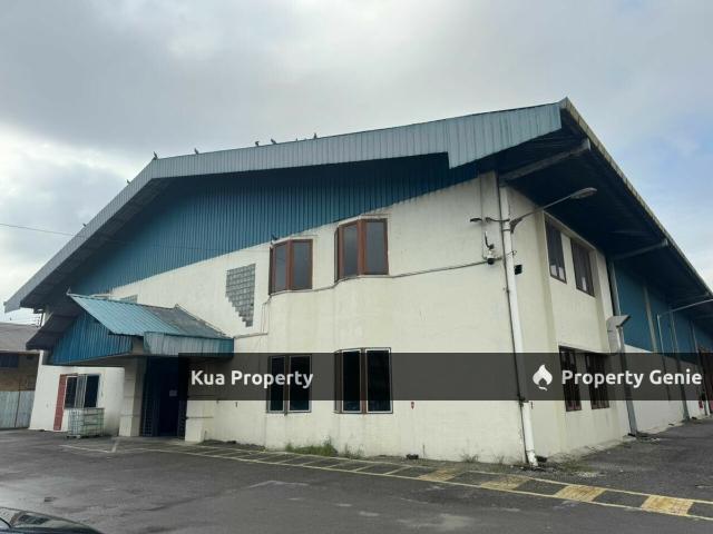 Bintawa Detached Warehouse For Rent! Location: Bintawa, Kuching