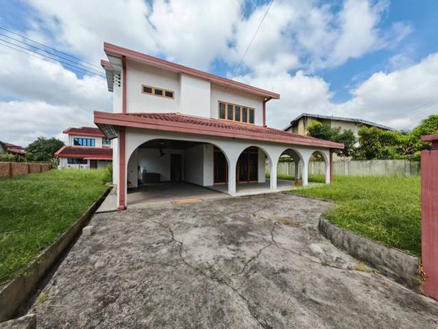 Bintulu Kidurong Double Storey Bungalow with furnished house