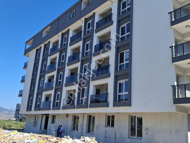 Binax Bakırçay Emlak'tan Sıfır Eşyalı Satılık 1+1 Daire Üni 2 Dk