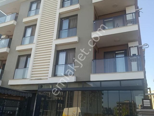 Binax Bakırçaygayrimenkulden Havuz Manzaralı 1+1 Daire Fırsatı