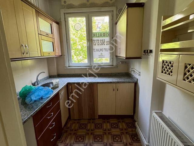 Binevler Reno Servisi Arkasında Satılık 2+1 Daire