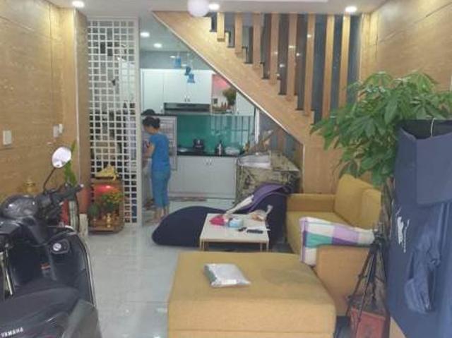 Bình Thạnh Bán nhà 4,3 tỷ mặt tiền Nguyễn Khuyến, Phường 12, Quận Bình Thạnh