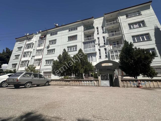 Binkonutlar Mah Kiralık 3+1 Arakat Daire