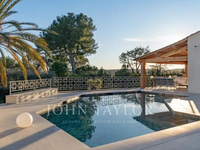 Biot Magnifique Villa dans un Domaine Prestigieux 556m² Biot