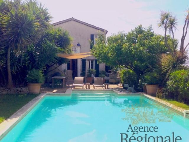 BIOT: Maison 4 pièces, piscine, vue mer