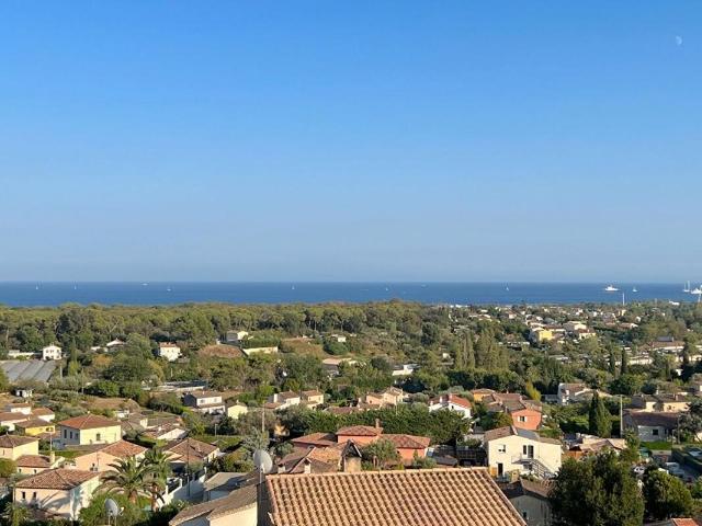 Biot, vue mer panoramique maison 8 pièces, 210 m2, piscine, gara