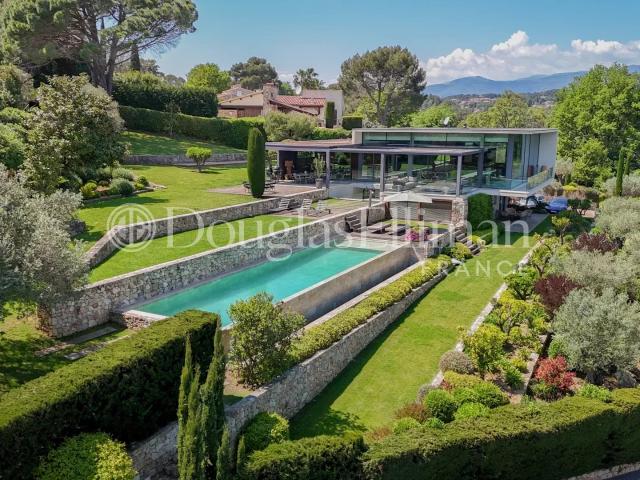 BIOT Villa contemporaine avec vue panoramique