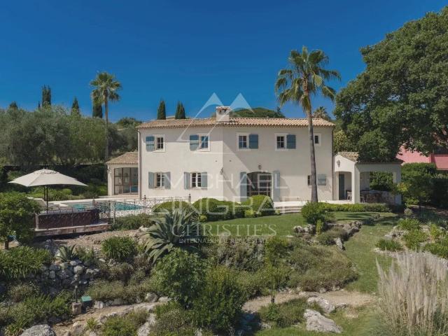 Biot – Villa provençale avec vue dégagée jusqu'à la mer 230m² Biot