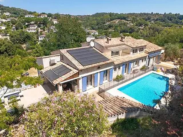 Biot 06410 Achat / Vente maison 9 pièces t9 piscine jardin