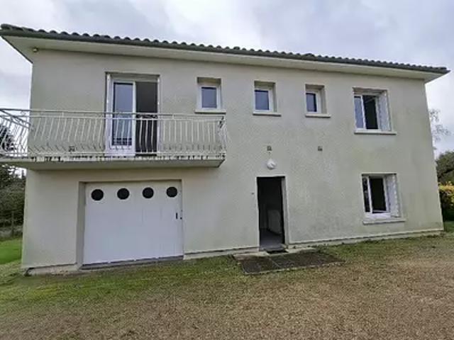 Biars sur Cère 46130 Achat / Vente maison 6 pièces t6 au dernier étage
