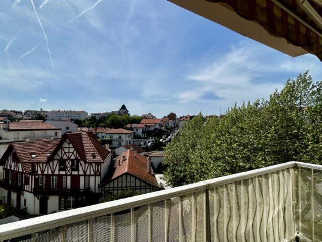 BIARRITZ CENTRE T1bis ASC BALCON VUE DEGAGEE