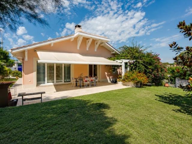 BIARRITZ CÔTE DES BASQUES MAISON ÉDIFIÉE SUR 984 M² DE TERRAIN