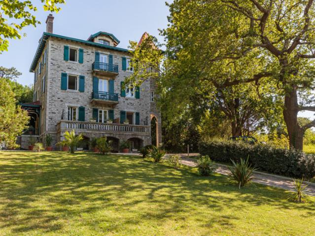 BIARRITZ le charme de l'ancien rénové pour ce 3 pièces de 62