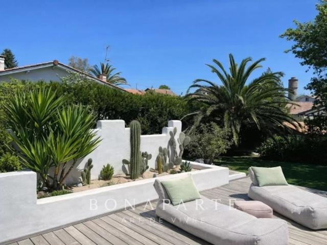 BIARRITZ MAISON AVEC PISCINE