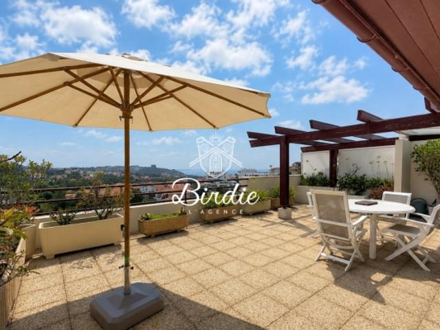 BIARRITZ MILADY APPARTEMENT AVEC VUE PANORAMIQUE ET PARKING