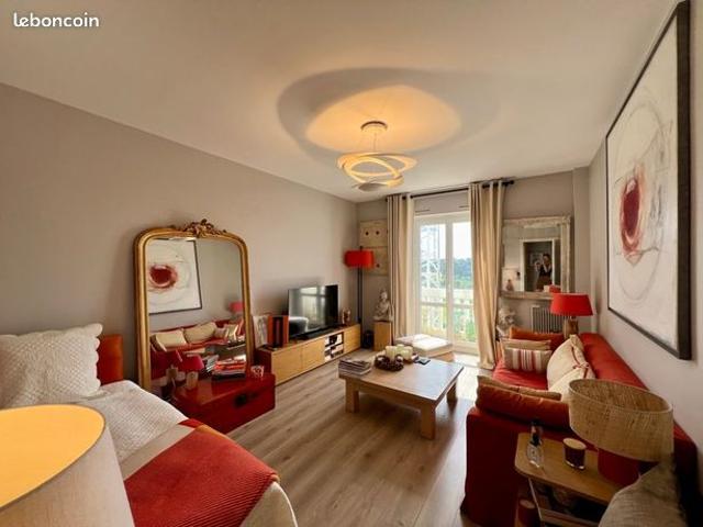 Biarritz Phare Appartement de caractère, vue golf dans résidence historique