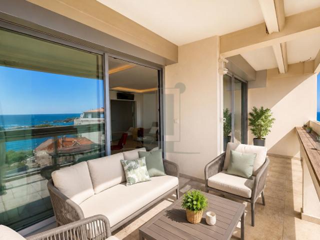 Biarritz quartier Impérial: appartement vue mer avec terrasse, piscine et parking