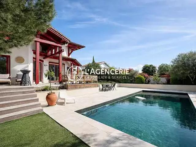 Bidart 64210 Achat / Vente maison 8 pièces t8 piscine