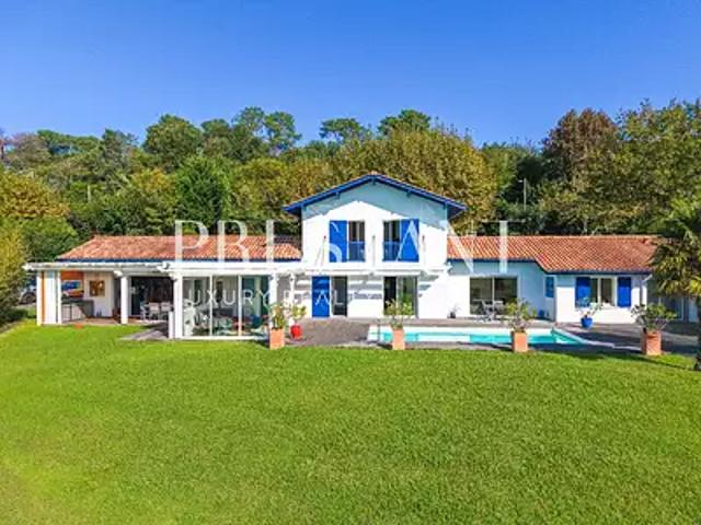 Bidart 64210 Achat / Vente maison 9 pièces t9 piscine terrasse