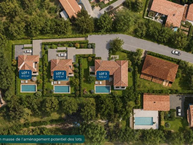 BIDART UHABIA TERRAIN PLAT VIABILISE CONSTRUCTIBLE 570M2