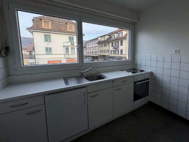 Biel, 1.5 room apartment on the 1st floor with elevator