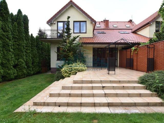 Bielawa, 350 m2