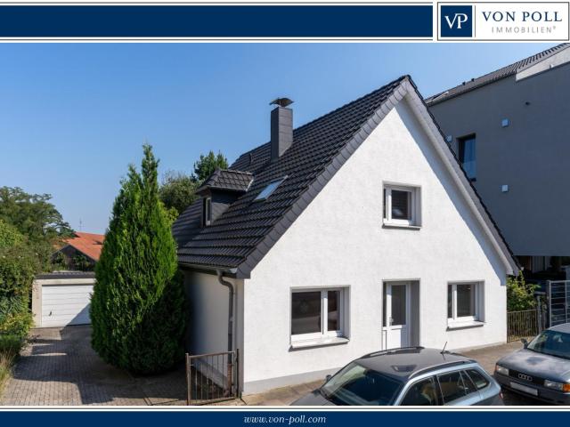 Bielefeld Mitte: freistehendes Einfamilienhaus im Bielefelder Westen | 2012 saniert | Doppelgarage