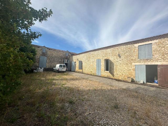 Bien agricole à vendre à Semens 33490