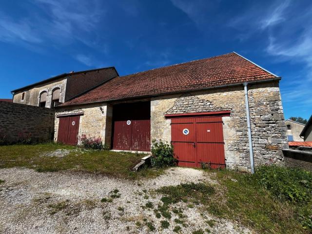 Bien agricole à vendre à Perrogney les Fontaines 52160