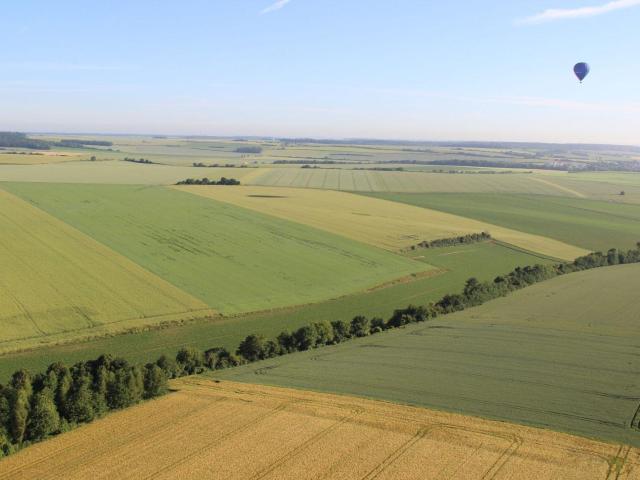 Bien agricole à vendre à Rouvres les Bois 36110