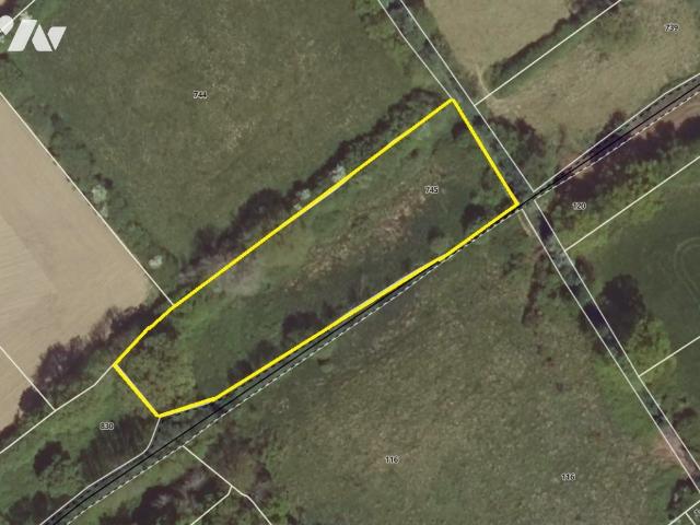 Bien agricole en vente à, 1500€