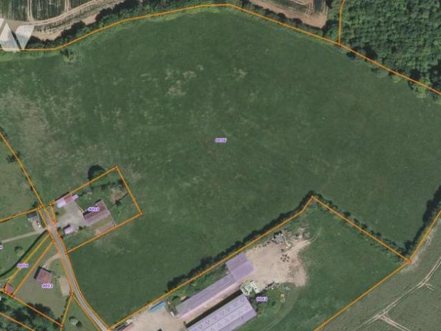 Bien agricole en vente à, 30850€